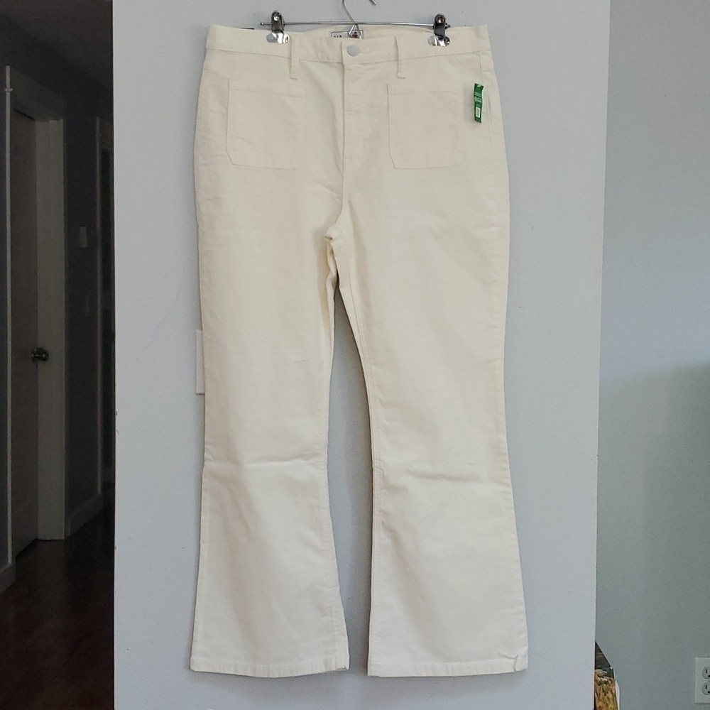 GAP '70s Flare High Rise cream corduroy pants